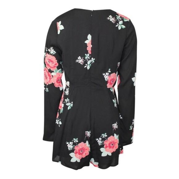Cotton Candy LA Floral Surplice Long Sleeve Romper NWT - Picture 6 of 13